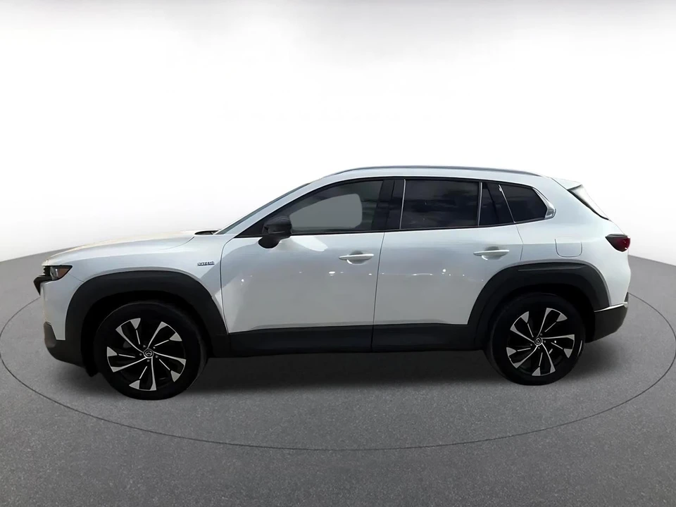 2025 Mazda CX-50 - Image 7 of 31