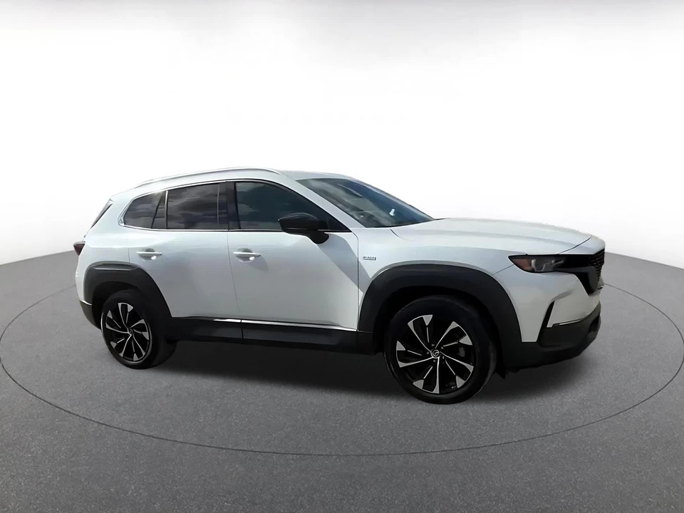 2025 Mazda CX-50 - Image 2 of 31