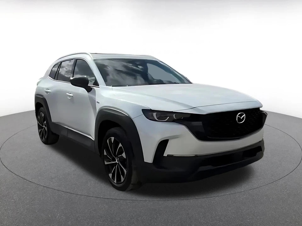 2025 Mazda CX-50 - Image 3 of 31