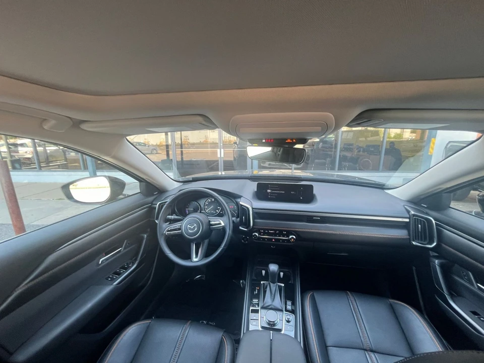 2025 Mazda CX-50 - Image 30 of 31