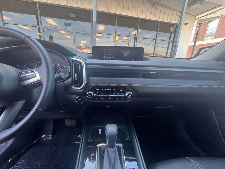 2025 Mazda CX-50 - Image 14 of 31