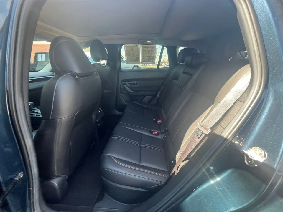 2025 Mazda CX-50 - Image 22 of 31