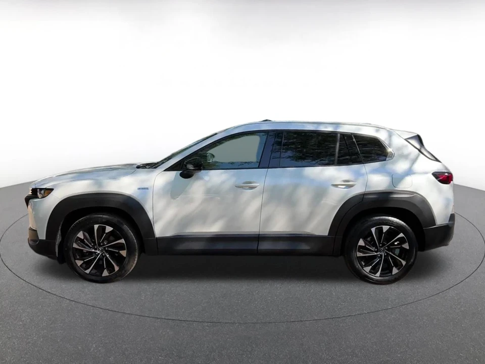 2025 Mazda CX-50 - Image 11 of 31
