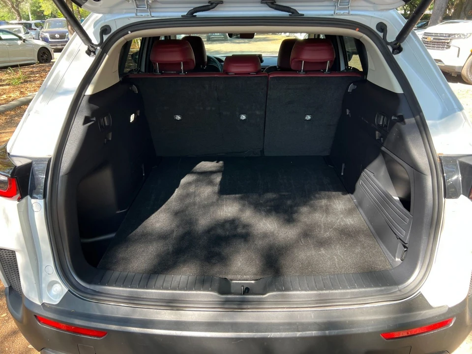 2025 Mazda CX-50 - Image 29 of 31