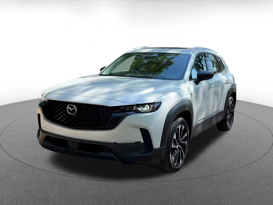 2025 Mazda CX-50 - Image 5 of 31