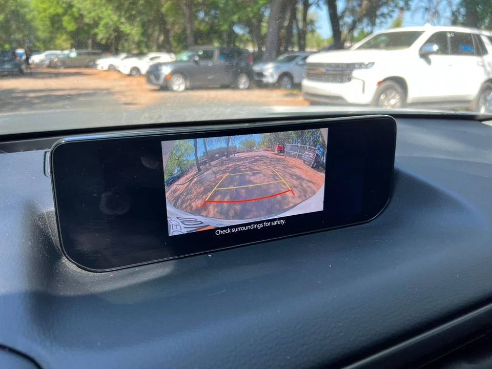 2025 Mazda CX-50 - Image 22 of 31
