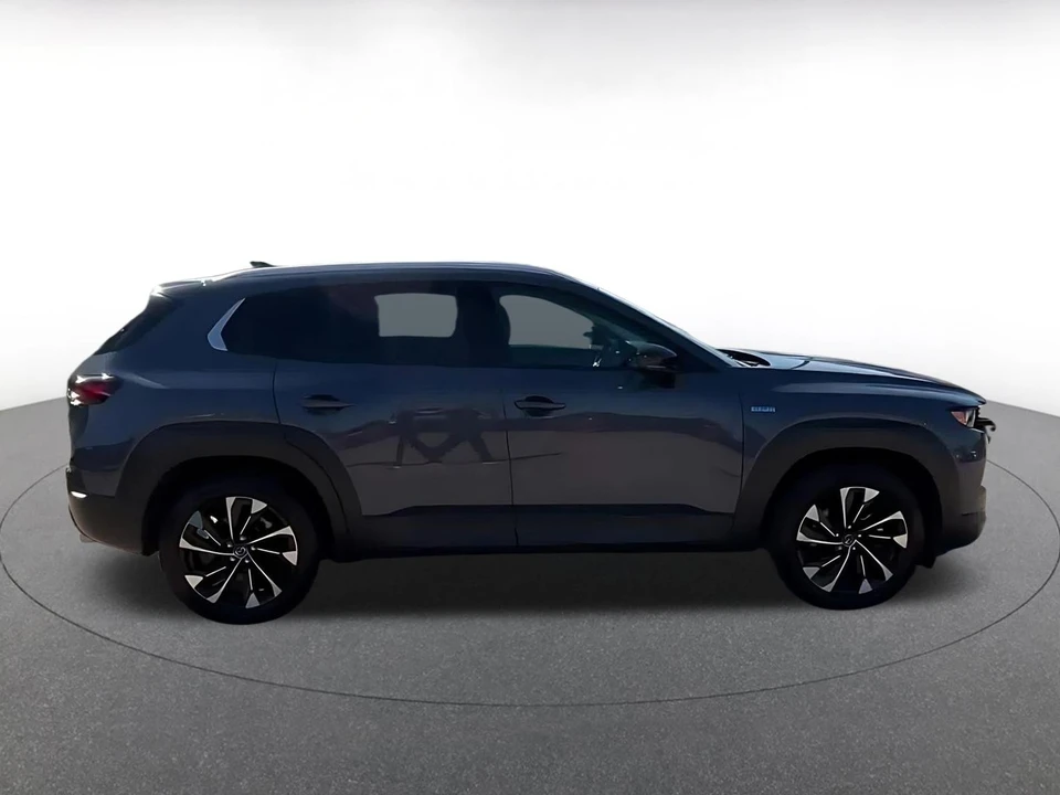 2025 Mazda CX-50 - Image 15 of 31