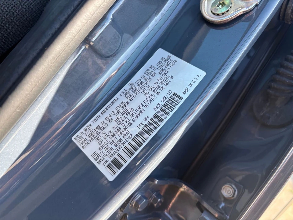 2025 Mazda CX-50 - Image 28 of 31