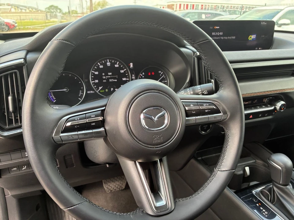 2025 Mazda CX-50 - Image 26 of 31