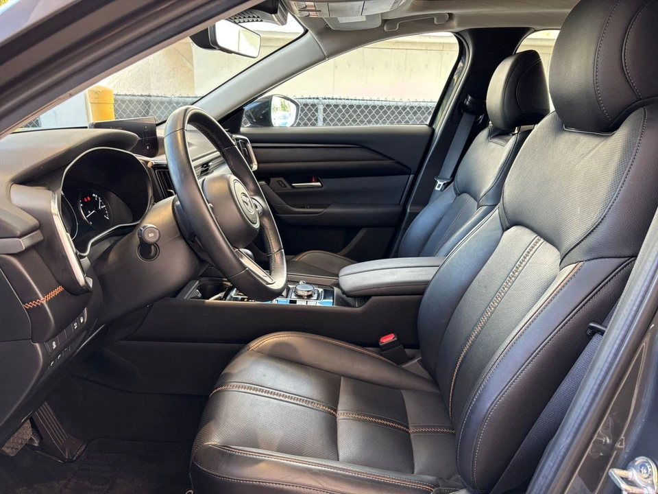 2025 Mazda CX-50 - Image 30 of 31