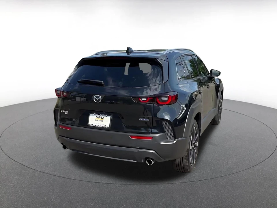 2025 Mazda CX-50 - Image 11 of 31