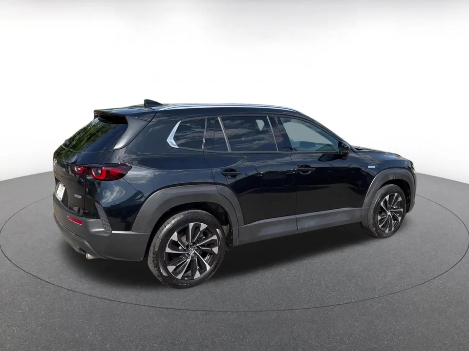 2025 Mazda CX-50 - Image 12 of 31