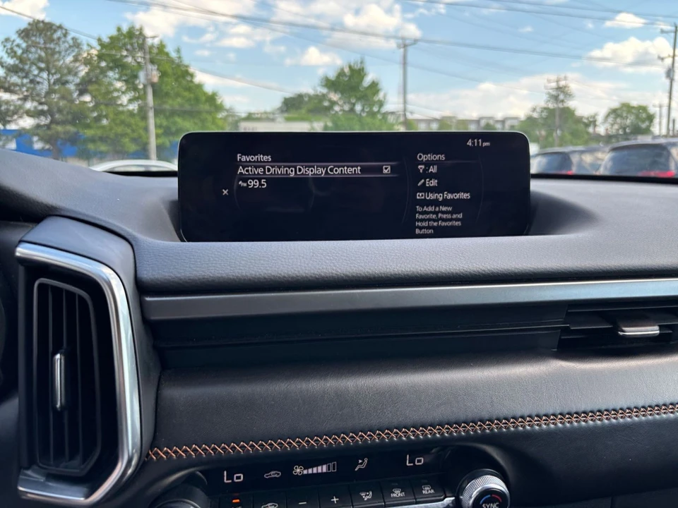 2025 Mazda CX-50 - Image 16 of 31