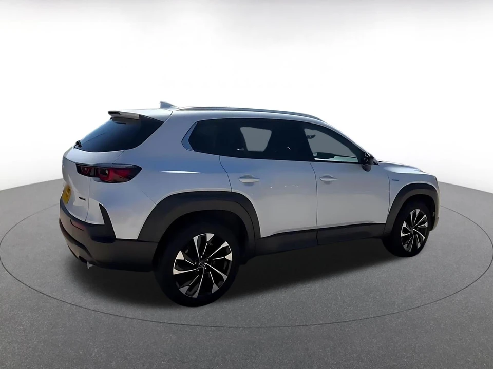 2025 Mazda CX-50 - Image 17 of 31