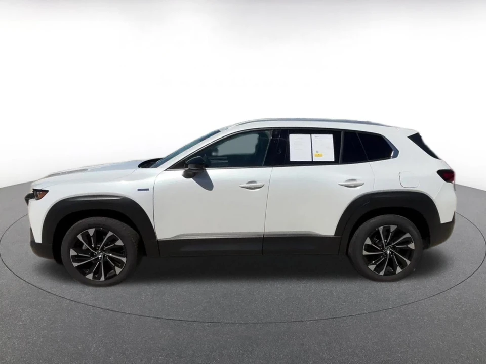 2025 Mazda CX-50 - Image 11 of 31