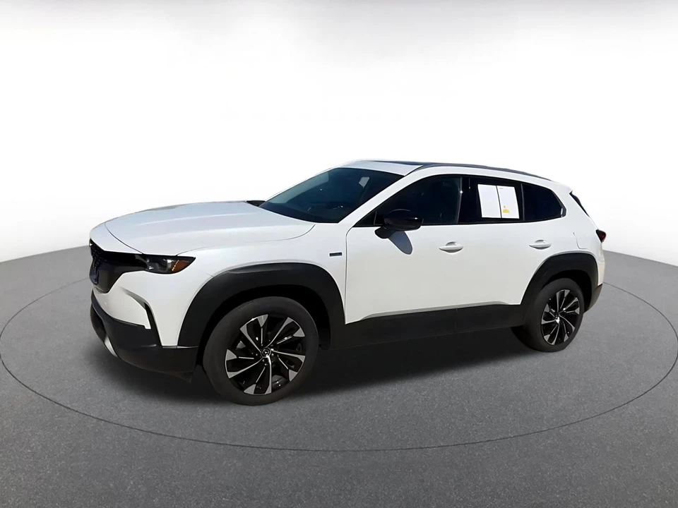 2025 Mazda CX-50 - Image 9 of 31