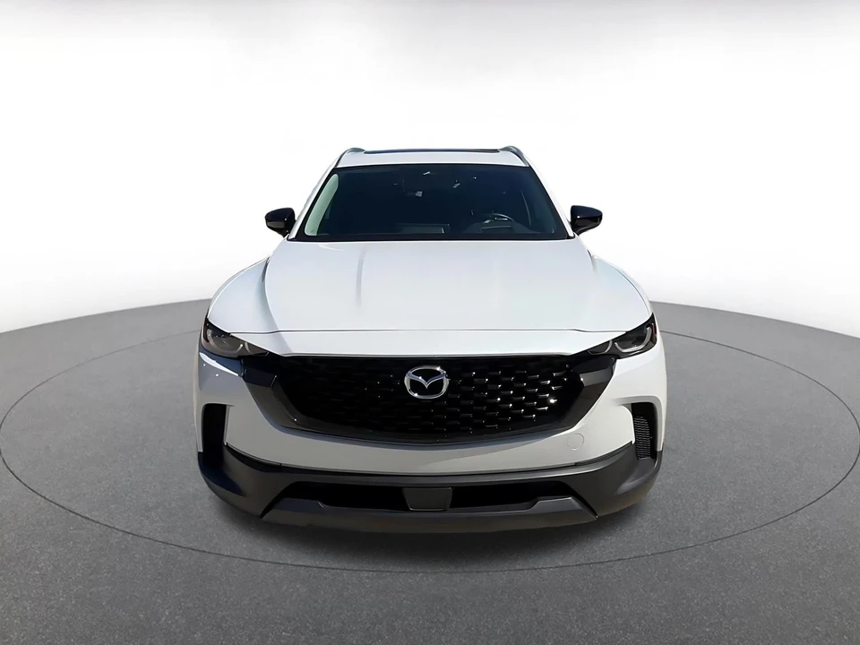 2025 Mazda CX-50 - Image 4 of 31