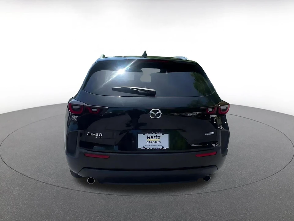 2025 Mazda CX-50 - Image 12 of 31