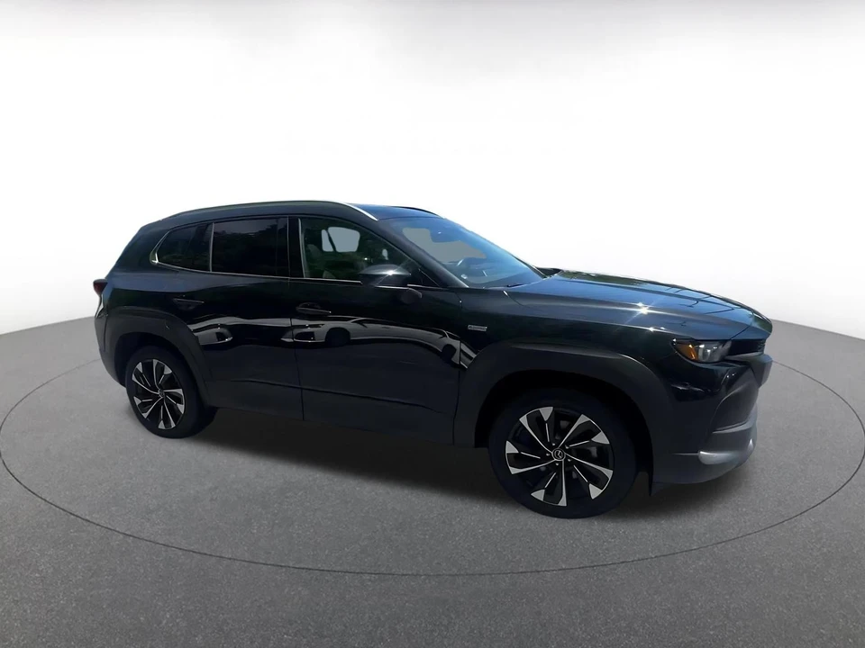 2025 Mazda CX-50 - Image 2 of 31