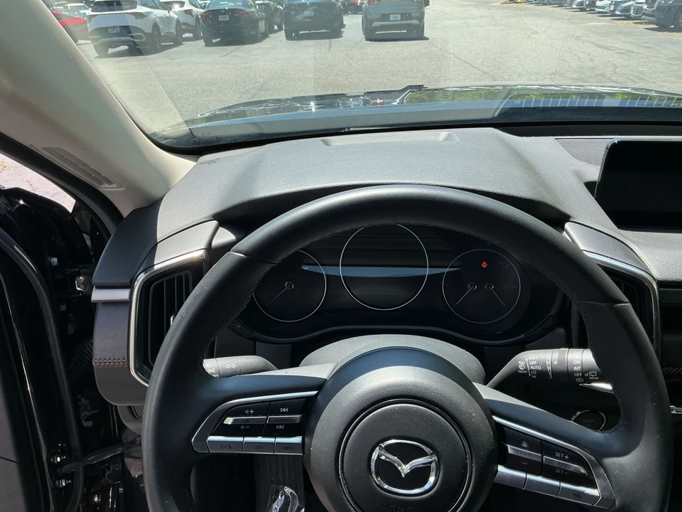 2025 Mazda CX-50 - Image 28 of 31