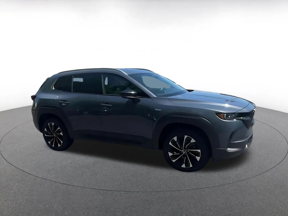 2025 Mazda CX-50 - Image 2 of 31
