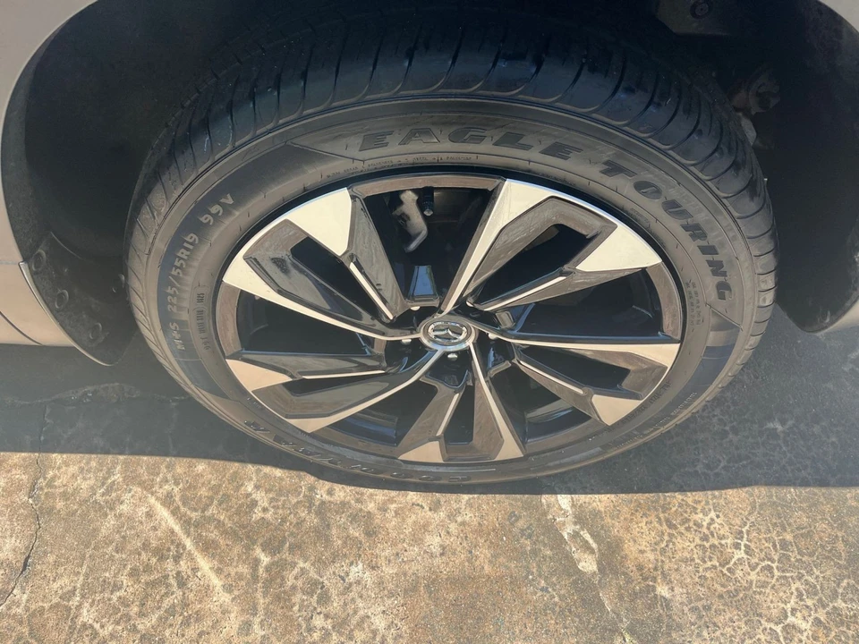 2025 Mazda CX-50 - Image 22 of 31