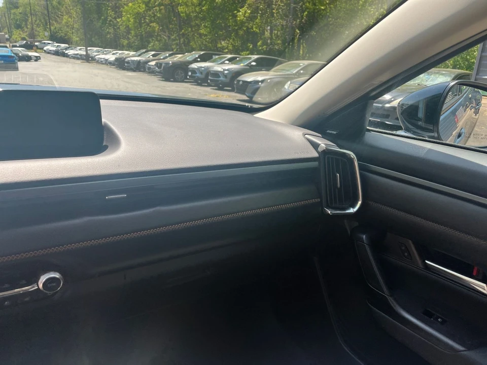 2025 Mazda CX-50 - Image 27 of 31
