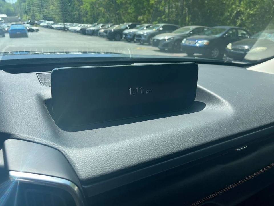 2025 Mazda CX-50 - Image 14 of 31