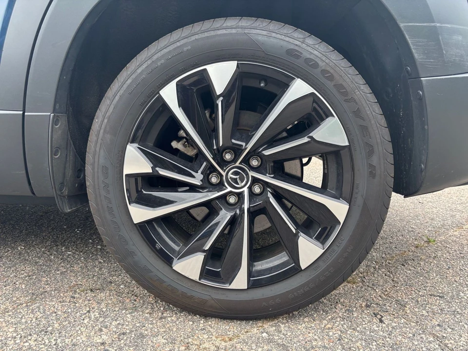 2025 Mazda CX-50 - Image 30 of 31