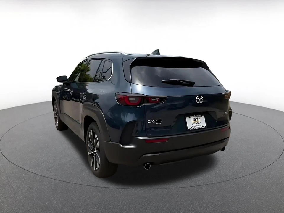 2025 Mazda CX-50 - Image 11 of 31