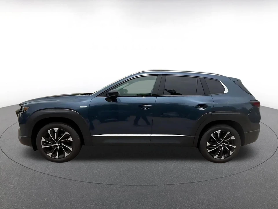 2025 Mazda CX-50 - Image 11 of 31