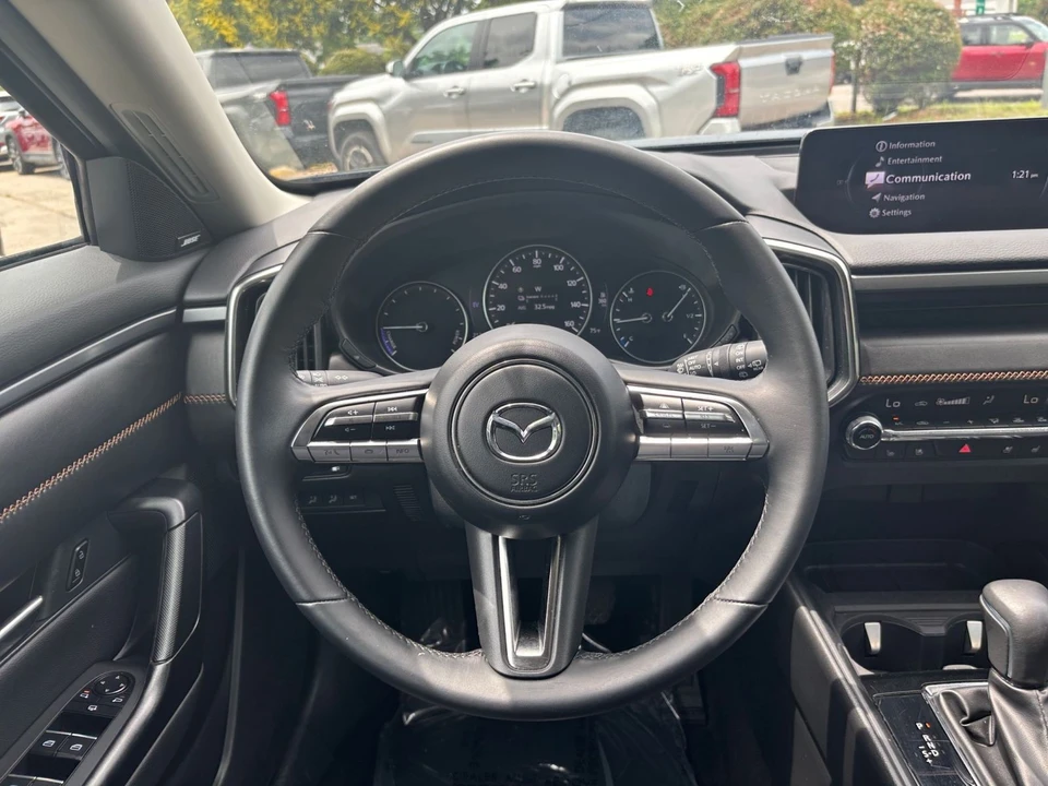 2025 Mazda CX-50 - Image 29 of 31