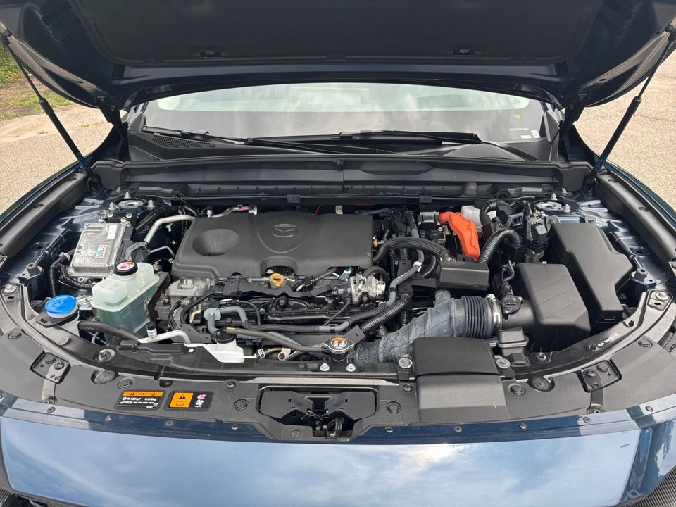 2025 Mazda CX-50 - Image 27 of 31