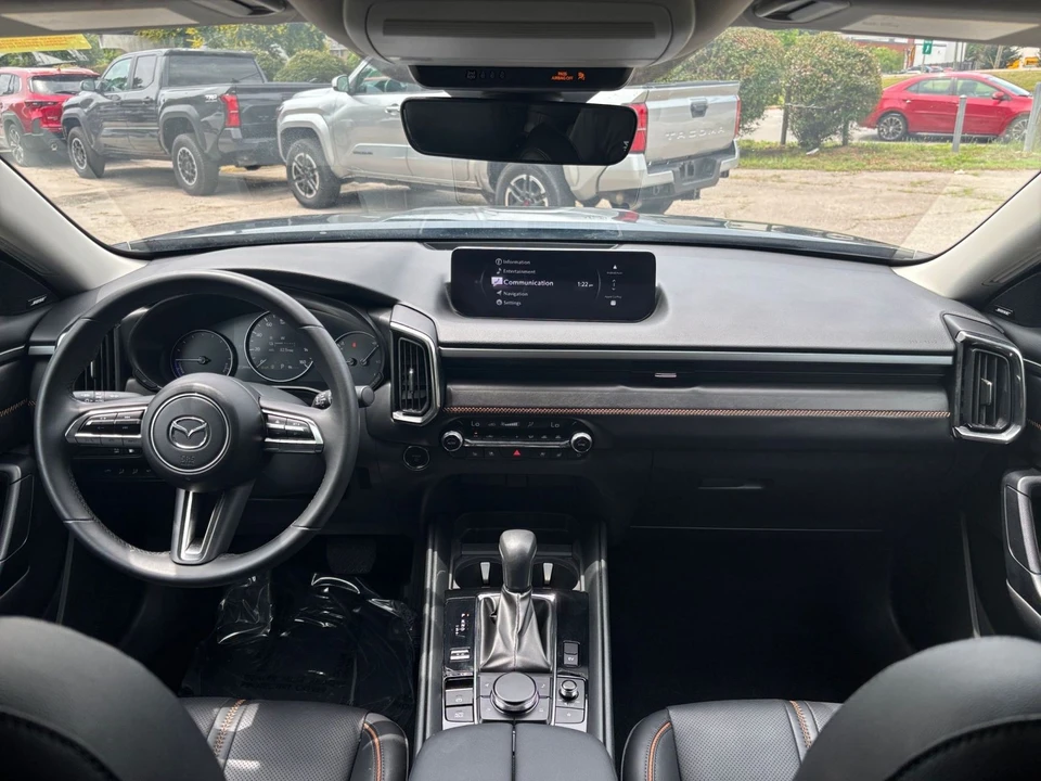 2025 Mazda CX-50 - Image 28 of 31