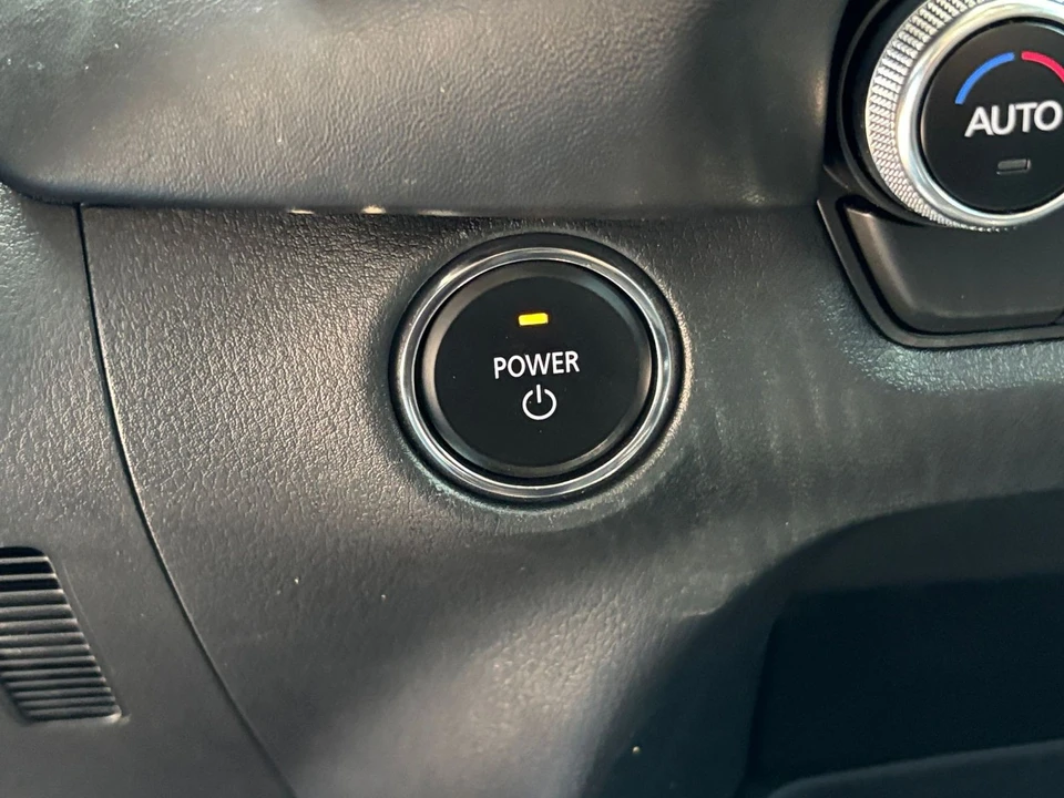 2025 Mazda CX-50 - Image 23 of 31
