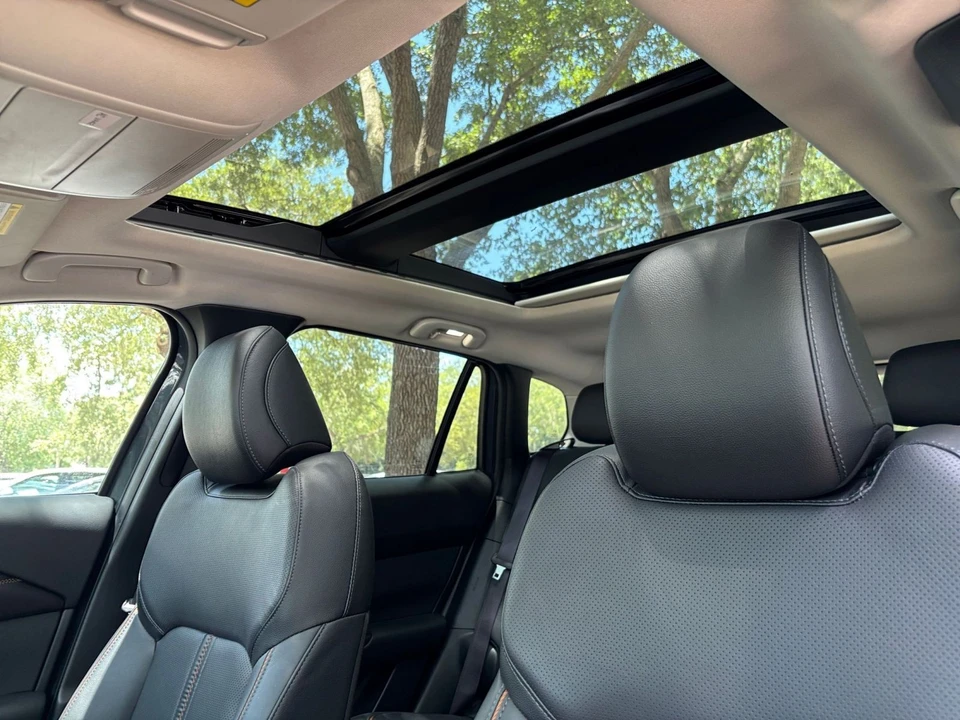 2025 Mazda CX-50 - Image 28 of 31