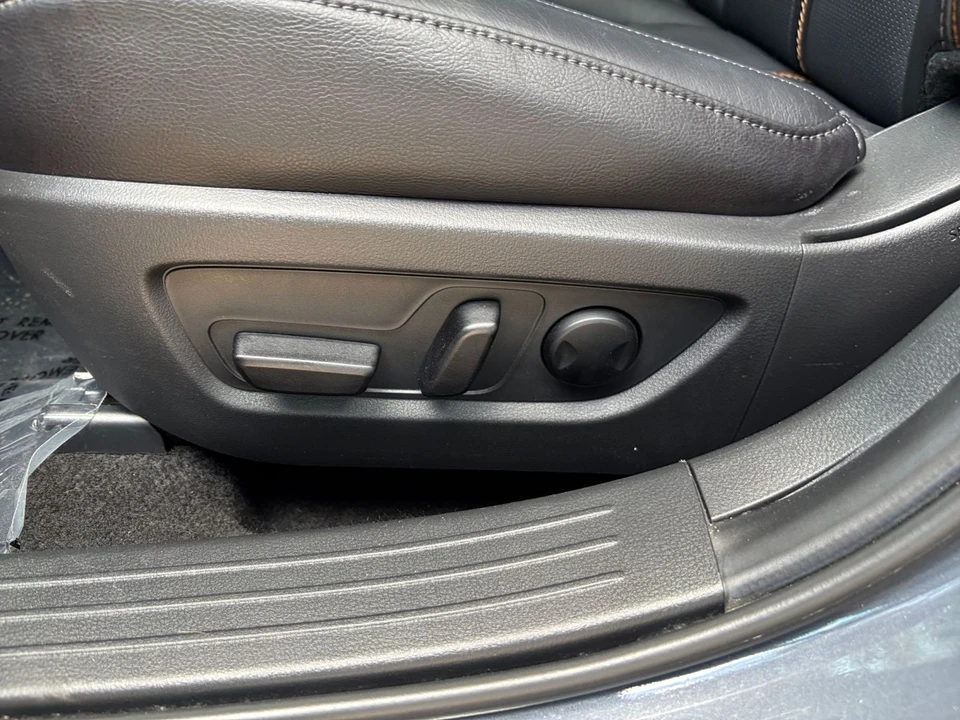 2025 Mazda CX-50 - Image 25 of 31