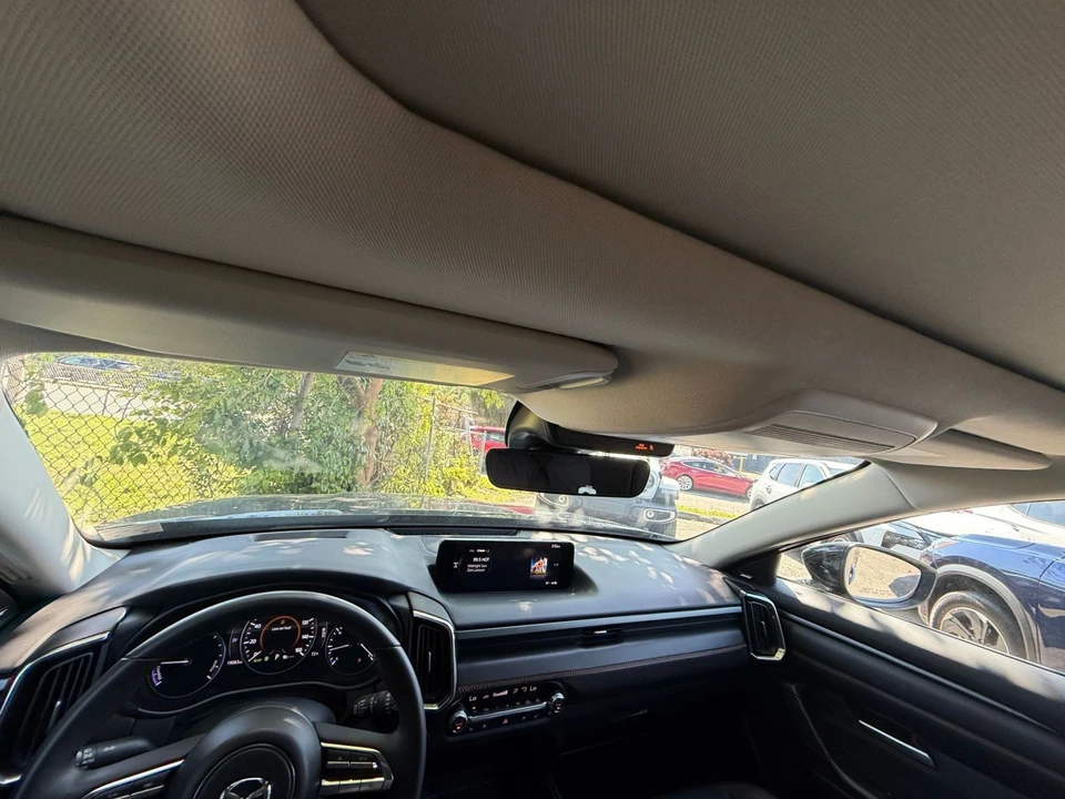 2025 Mazda CX-50 - Image 18 of 31