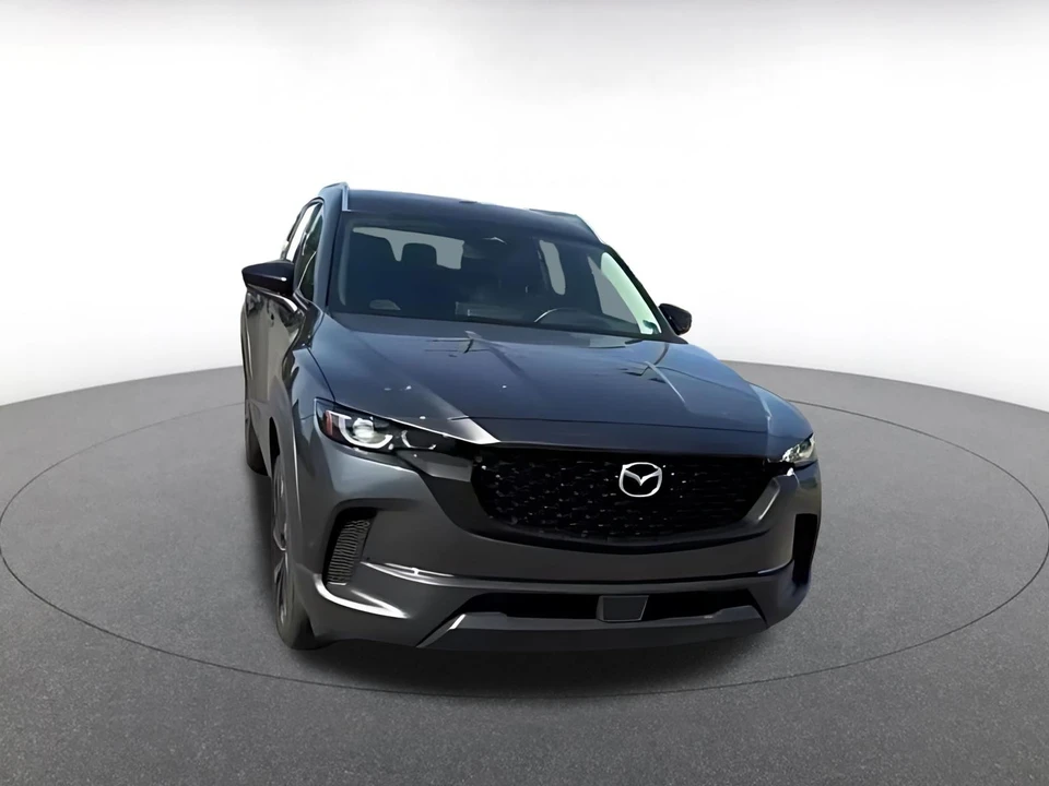 2025 Mazda CX-50 - Image 19 of 31