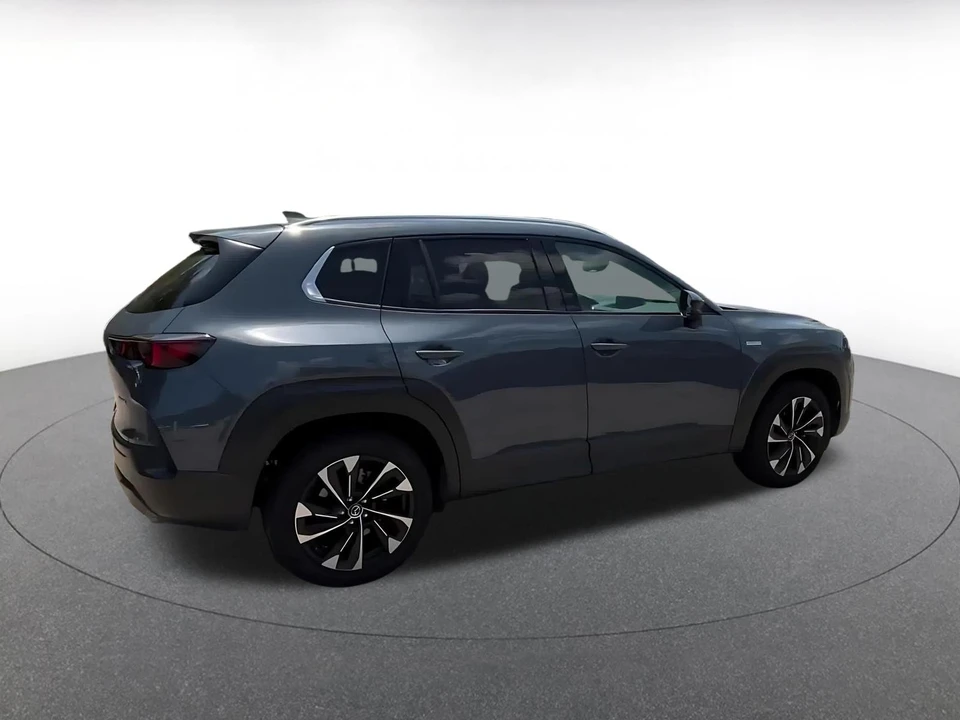 2025 Mazda CX-50 - Image 13 of 31