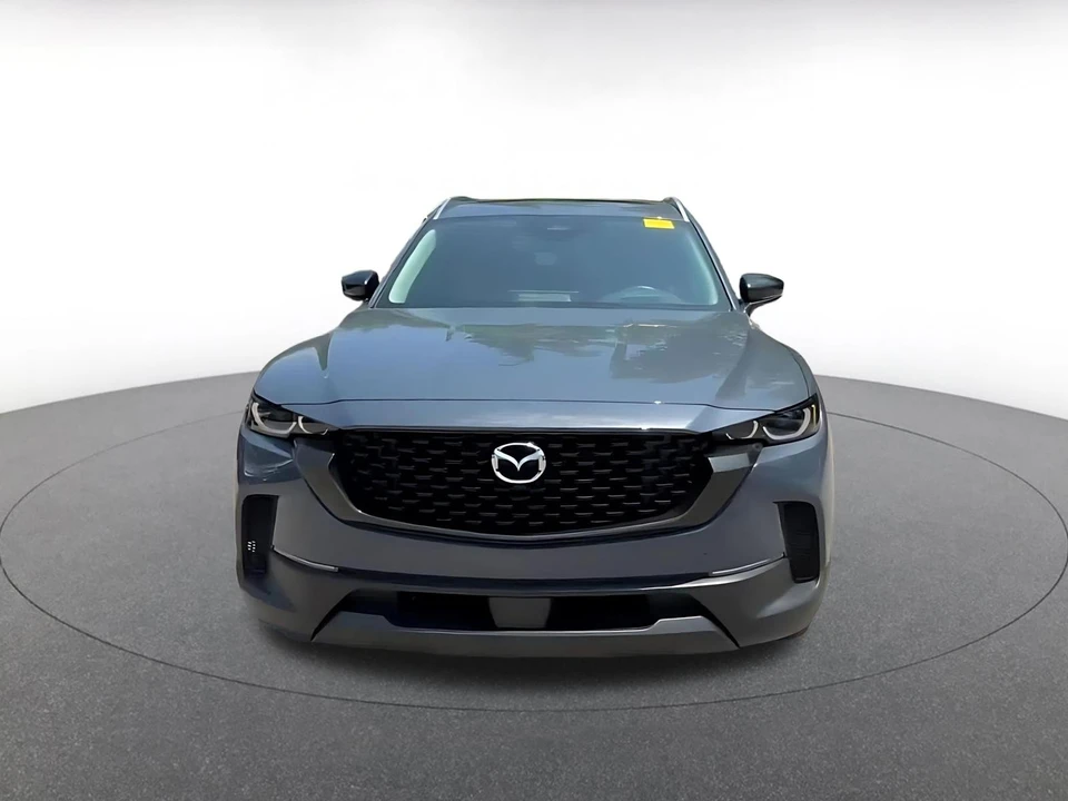 2025 Mazda CX-50 - Image 4 of 31