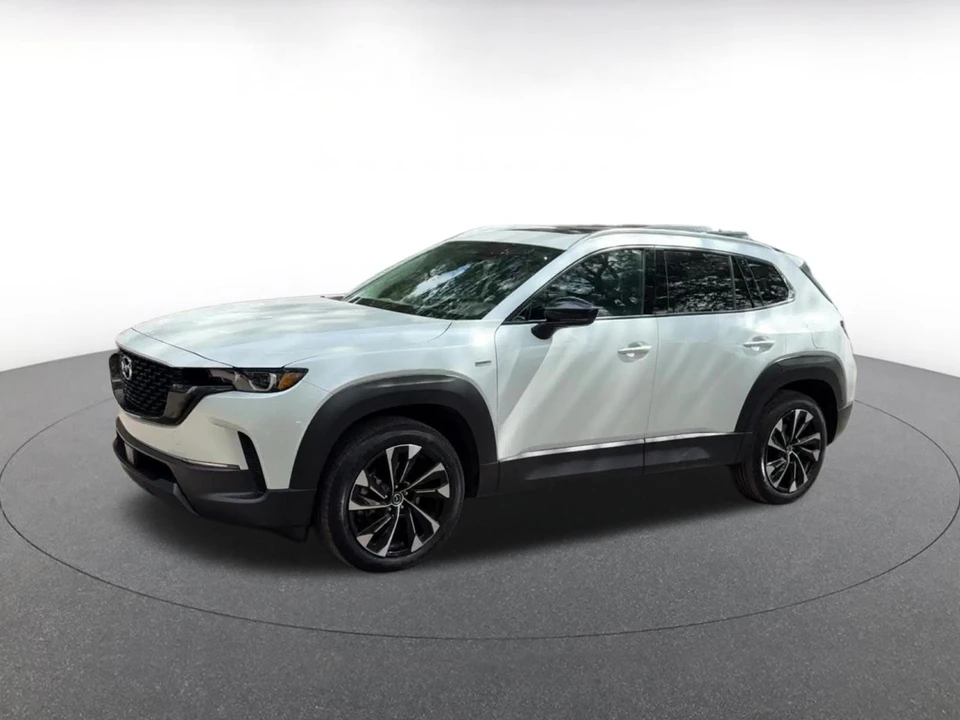 2025 Mazda CX-50 - Image 9 of 31