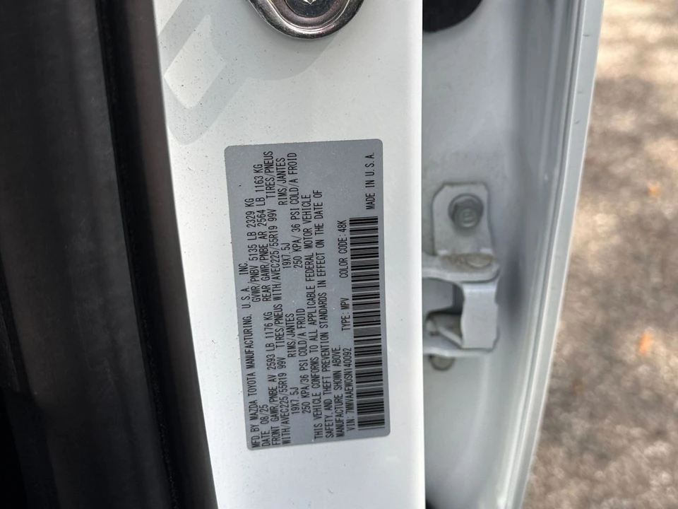 2025 Mazda CX-50 - Image 30 of 31
