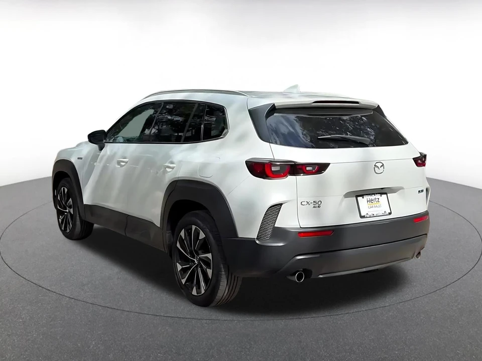 2025 Mazda CX-50 - Image 9 of 31
