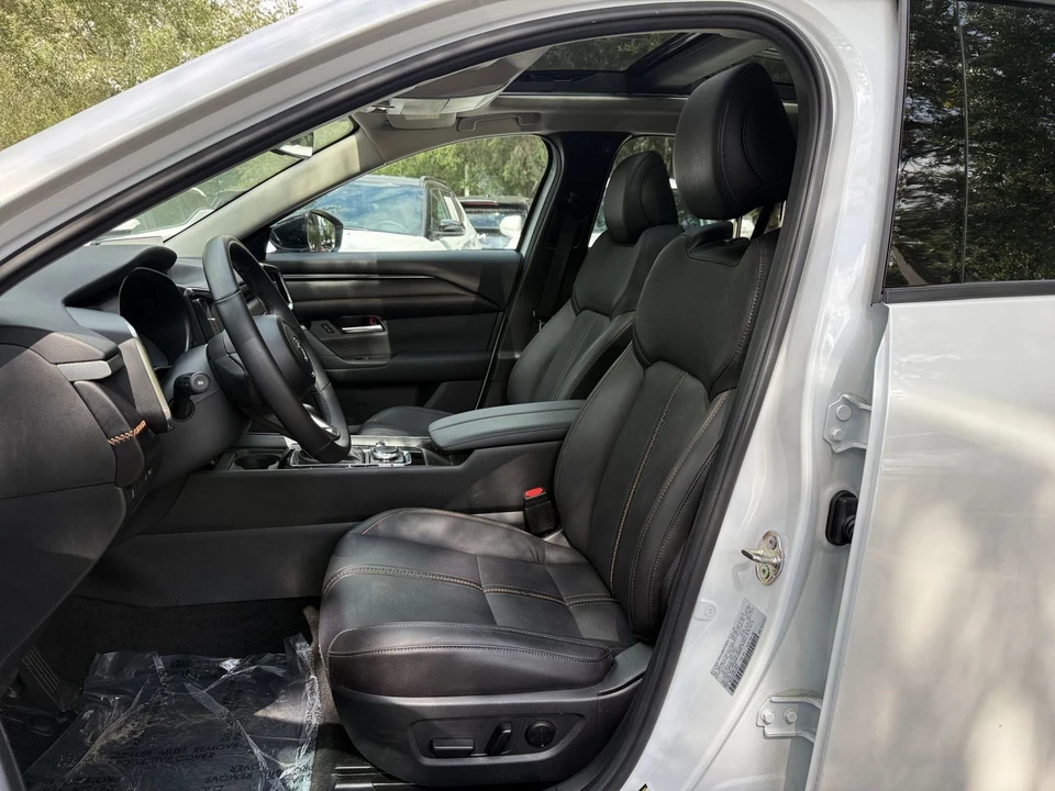 2025 Mazda CX-50 - Image 30 of 31