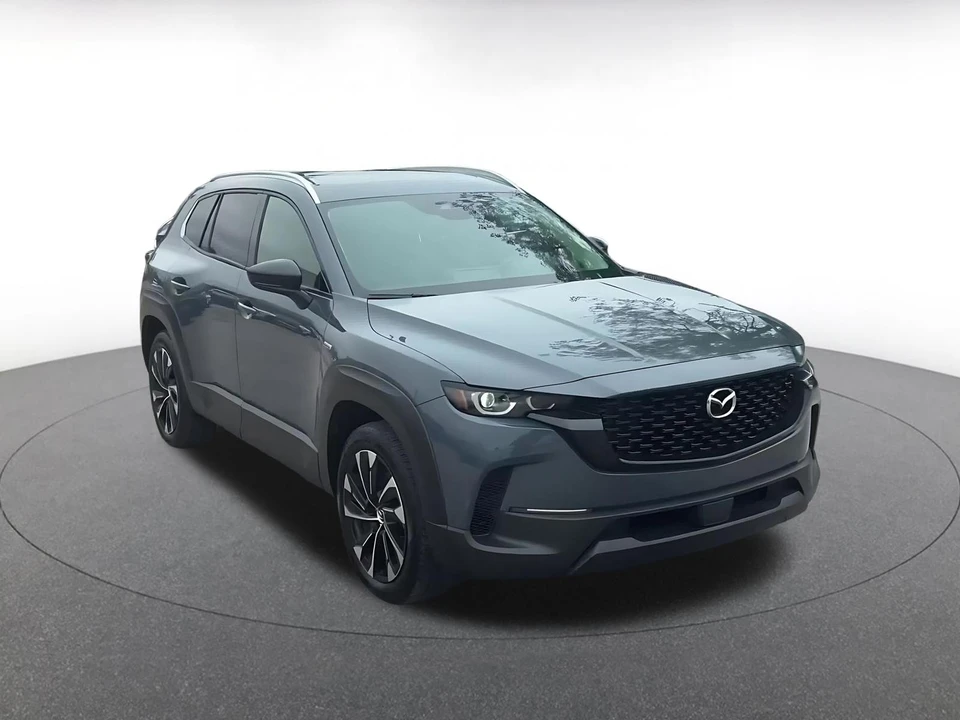2025 Mazda CX-50 - Image 3 of 31