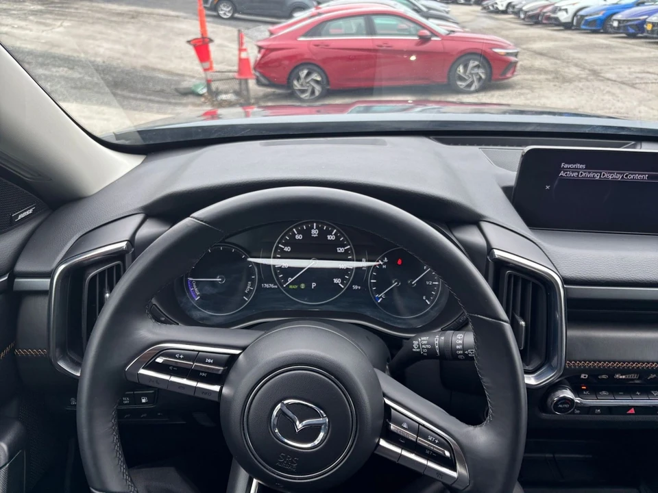 2025 Mazda CX-50 - Image 26 of 31