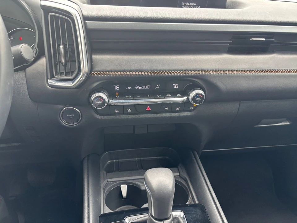 2025 Mazda CX-50 - Image 14 of 31