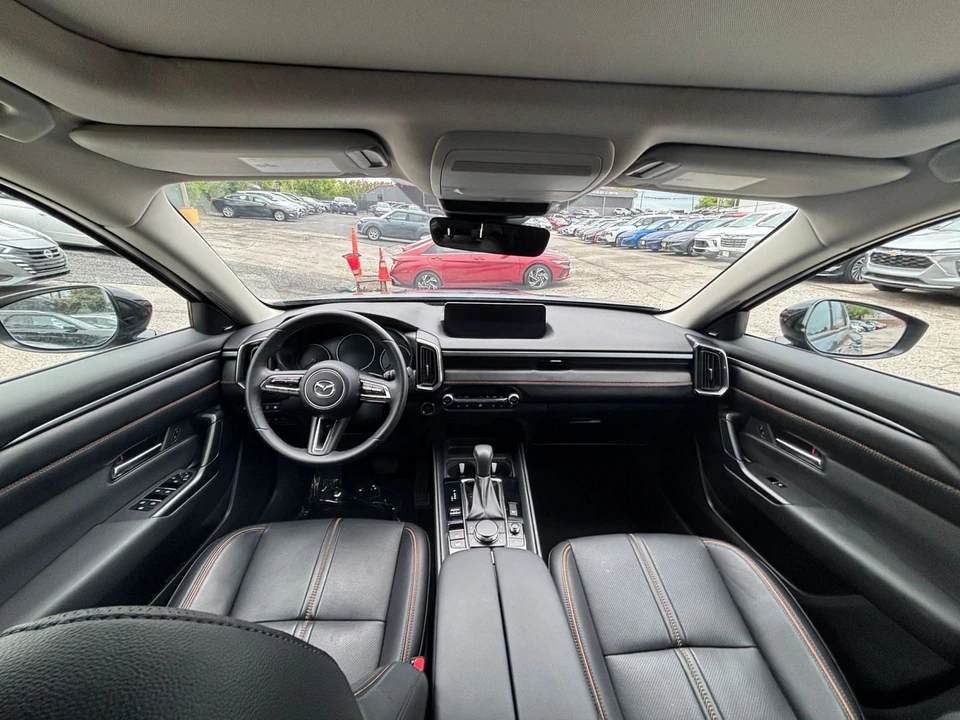 2025 Mazda CX-50 - Image 25 of 31