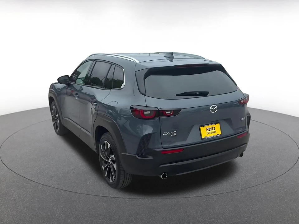 2025 Mazda CX-50 - Image 11 of 31
